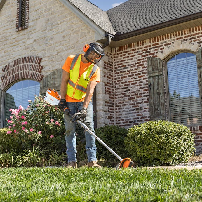 STIHL® KMA 135 R